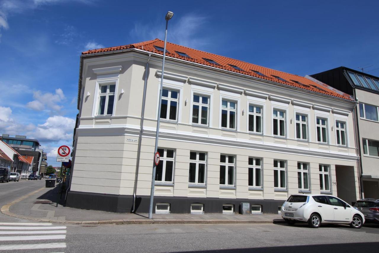 Krsferie Leiligheter I Sentrum Кристиансан Екстериор снимка
